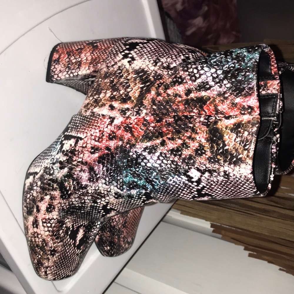 Womens snake skin booties